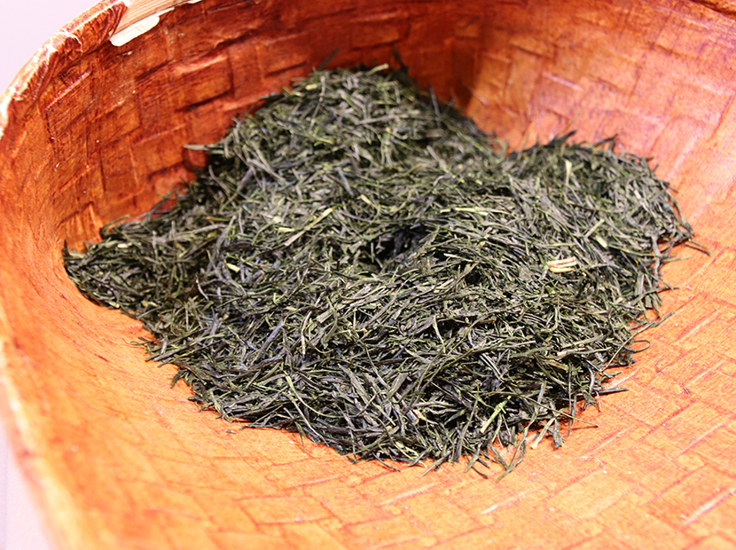 京都・奈良・滋賀の茶葉を中心に取り扱う。鼻に抜ける香り、すっきりとした後味が関西の茶の特徴だそう。